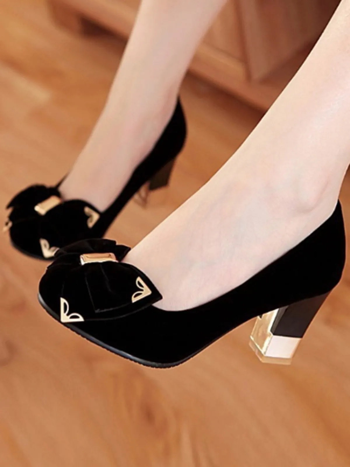 Clearance Retro Stage Bow Suede Chunky Heel Shoes