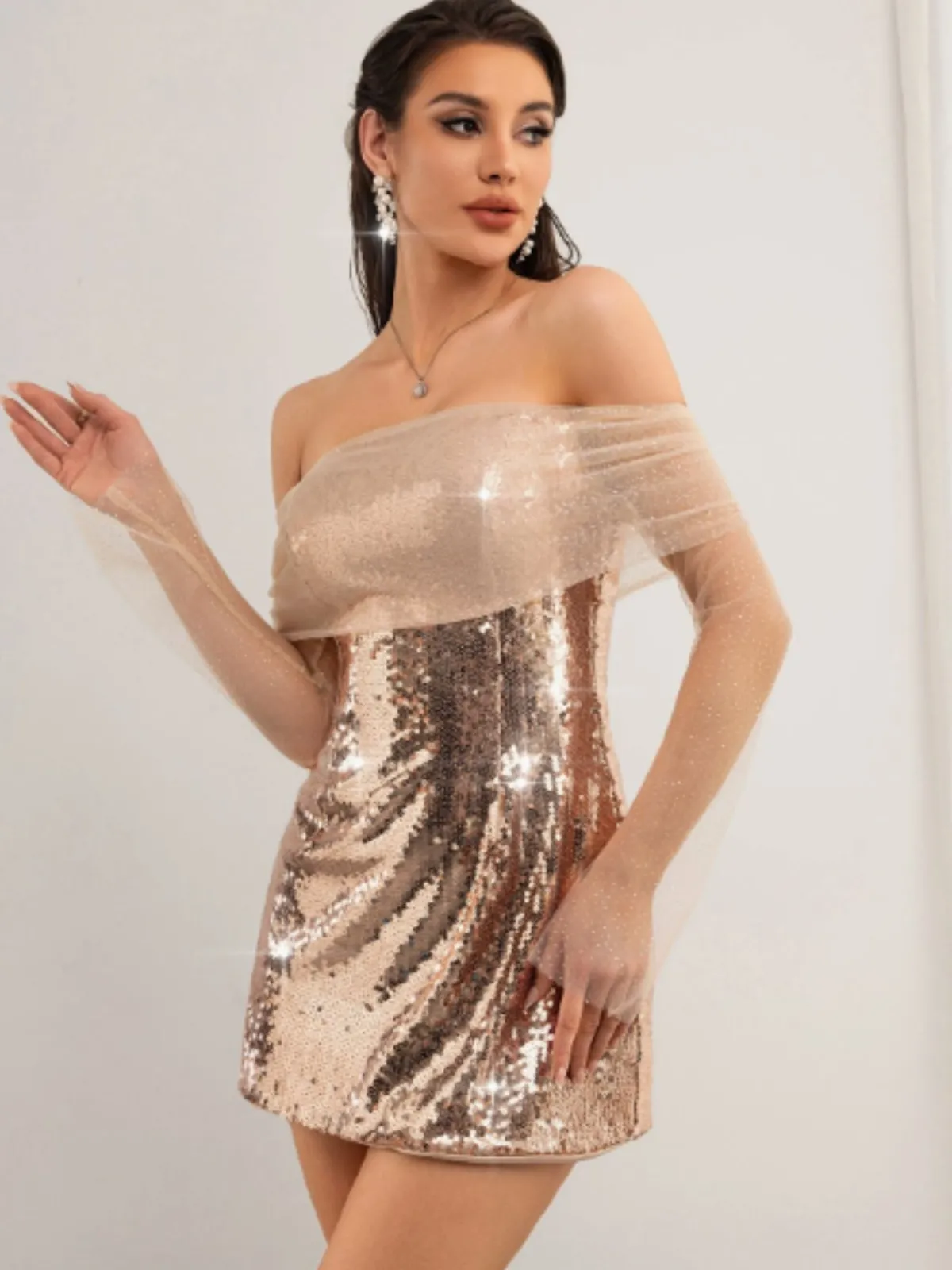 New Retro Stage 1980s Off-Shoulder Mesh Sequin Dress Champagne