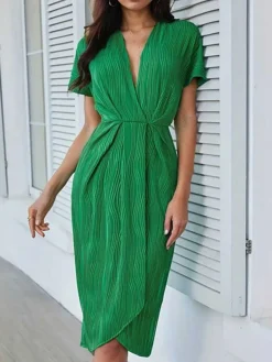 Online Retro Stage 1960s V-Neck Ripple Solid Dress Green