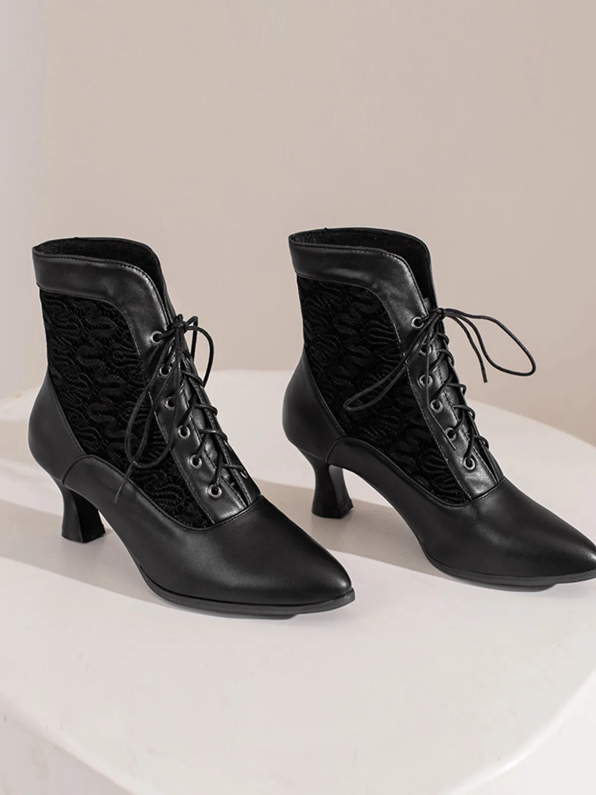 Sale Retro Stage Lace Pointed Leather Heel Vintage Boots