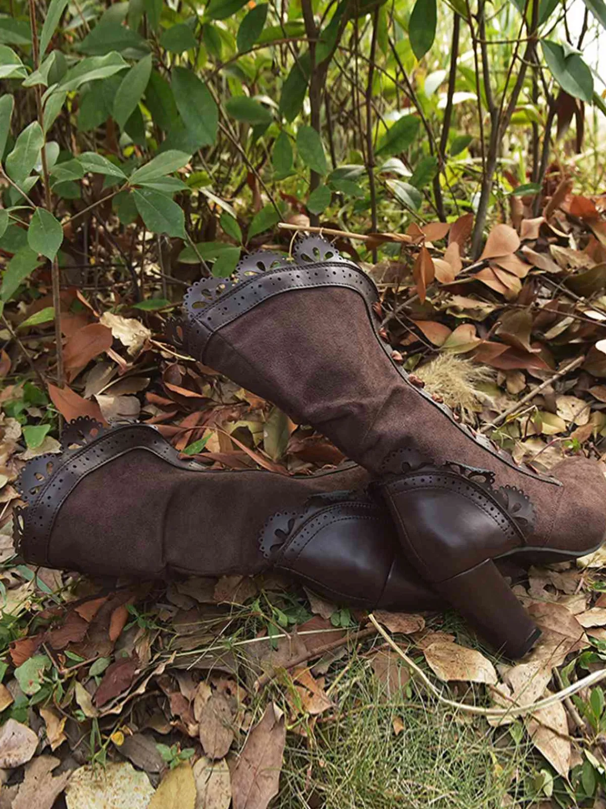 Outlet Retro Stage Leather Petal Edge Lace-Up Mid-Calf Boots