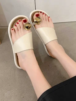 Hot Retro Stage Metal Thumb-Toe Beach Sandals