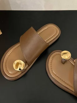 Hot Retro Stage Metal Thumb-Toe Beach Sandals