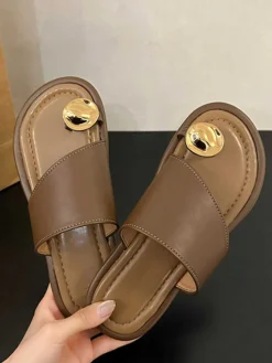 Hot Retro Stage Metal Thumb-Toe Beach Sandals