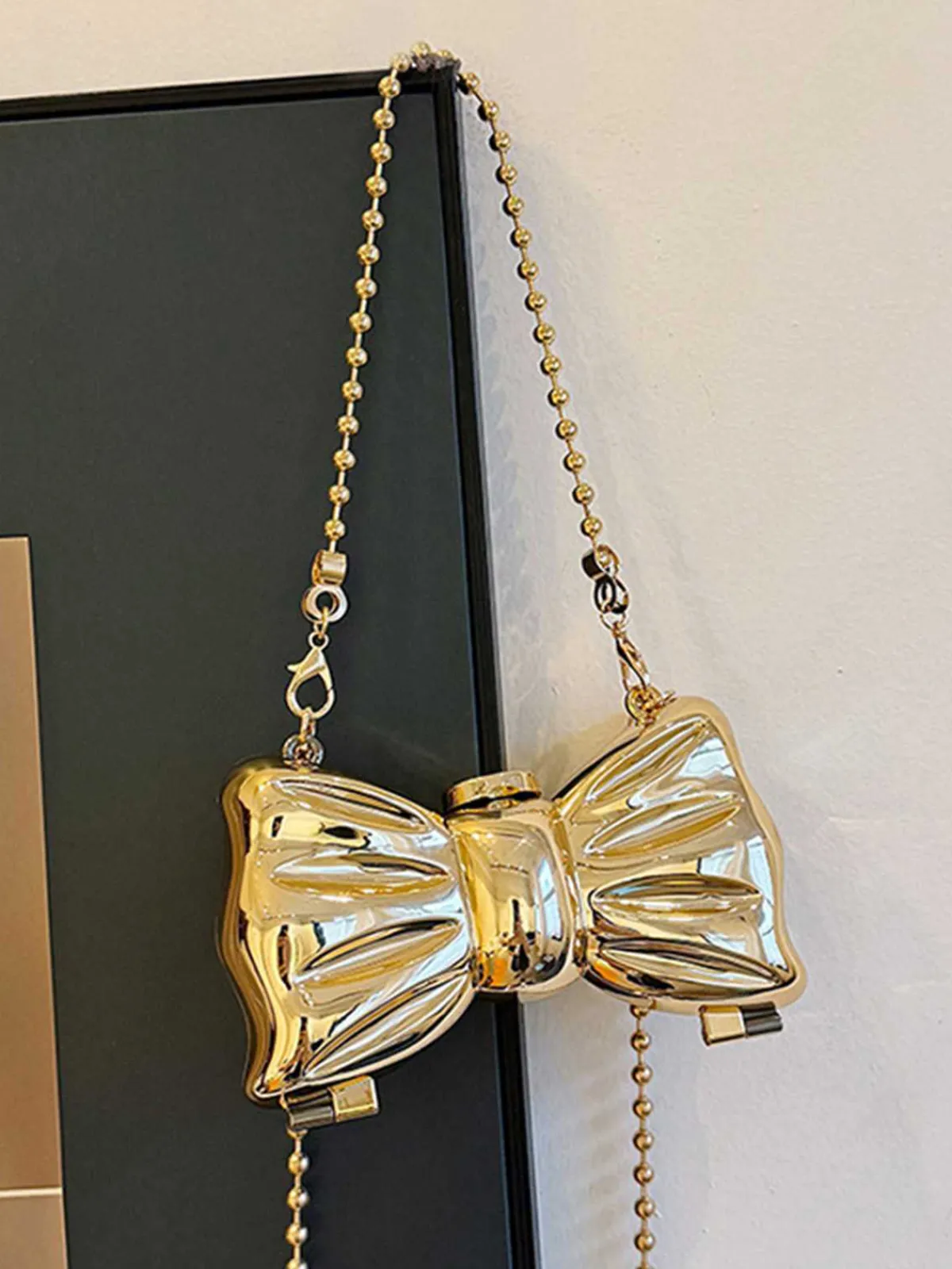 Best Retro Stage Metallic Bow Beaded Chain Bag