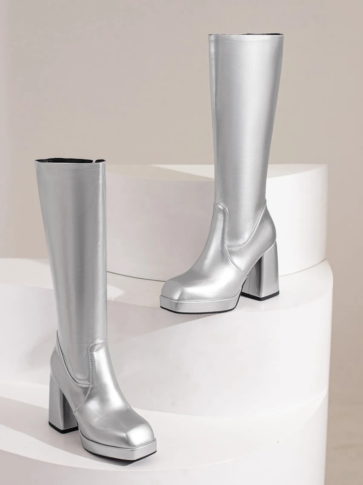 Outlet Retro Stage Patent Leather Round Toe Solid High Heel Boots
