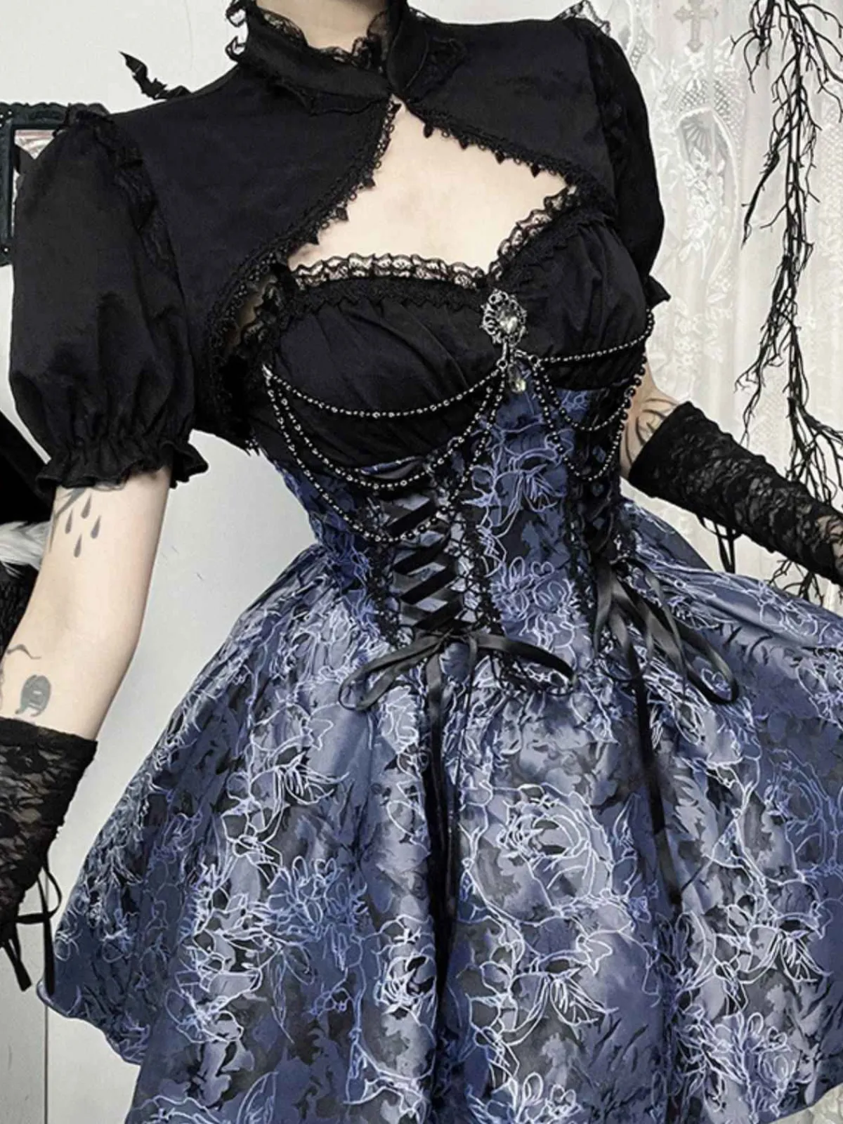 Fashion Retro Stage 2PCS 1980s Gothic Cape Cardigan & Floral Embroidered Dress Black & Blue