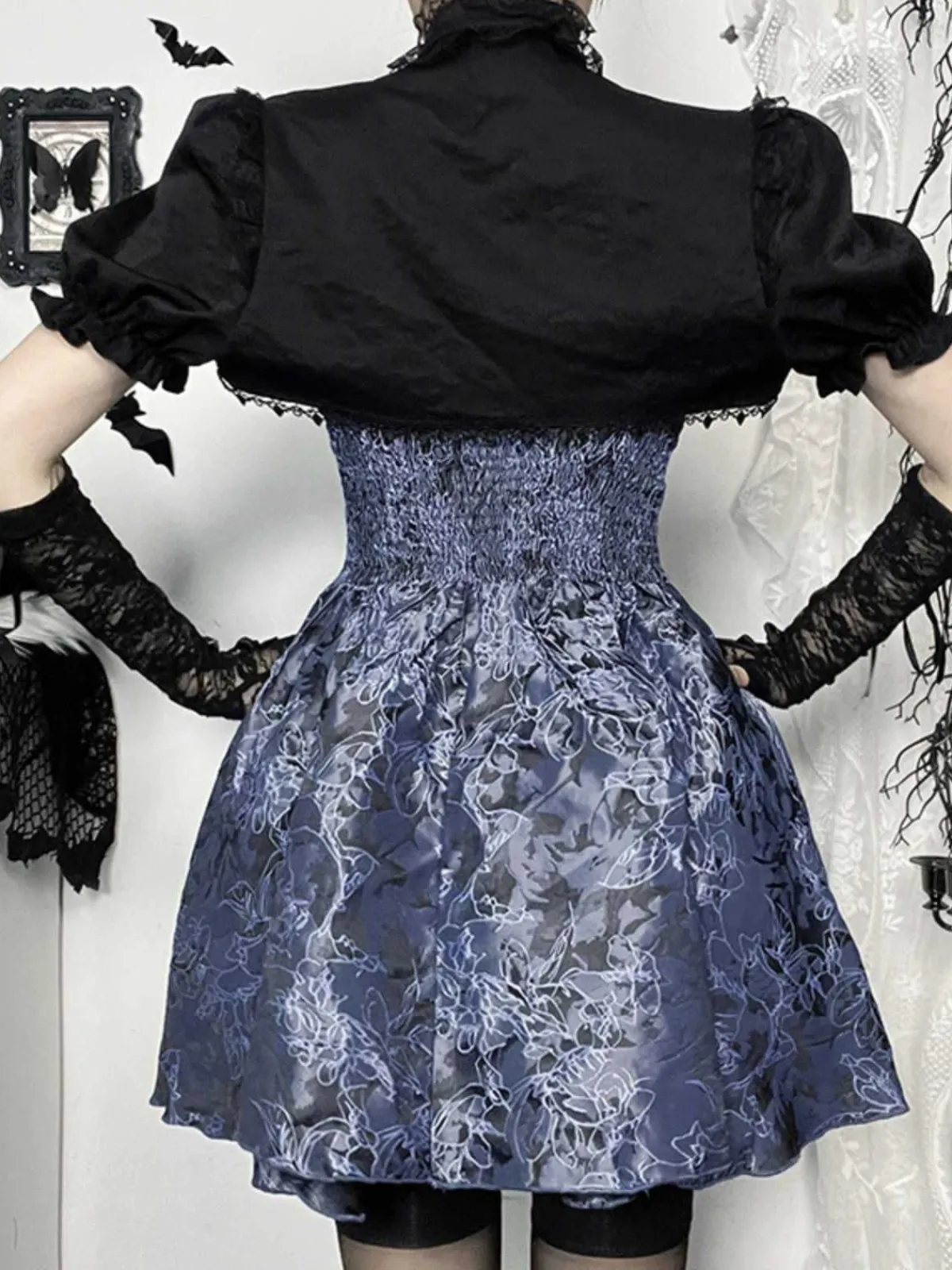 Fashion Retro Stage 2PCS 1980s Gothic Cape Cardigan & Floral Embroidered Dress Black & Blue