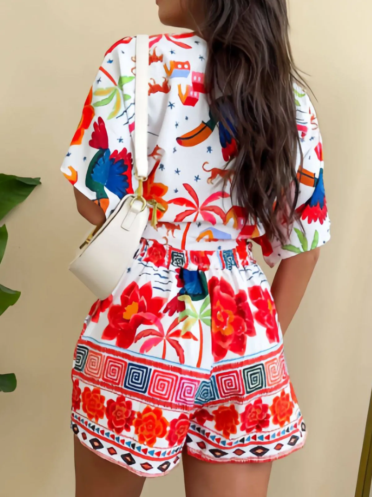 New Retro Stage 2PCS 1970s Boho Floral Chest Tie Top & Shorts Red