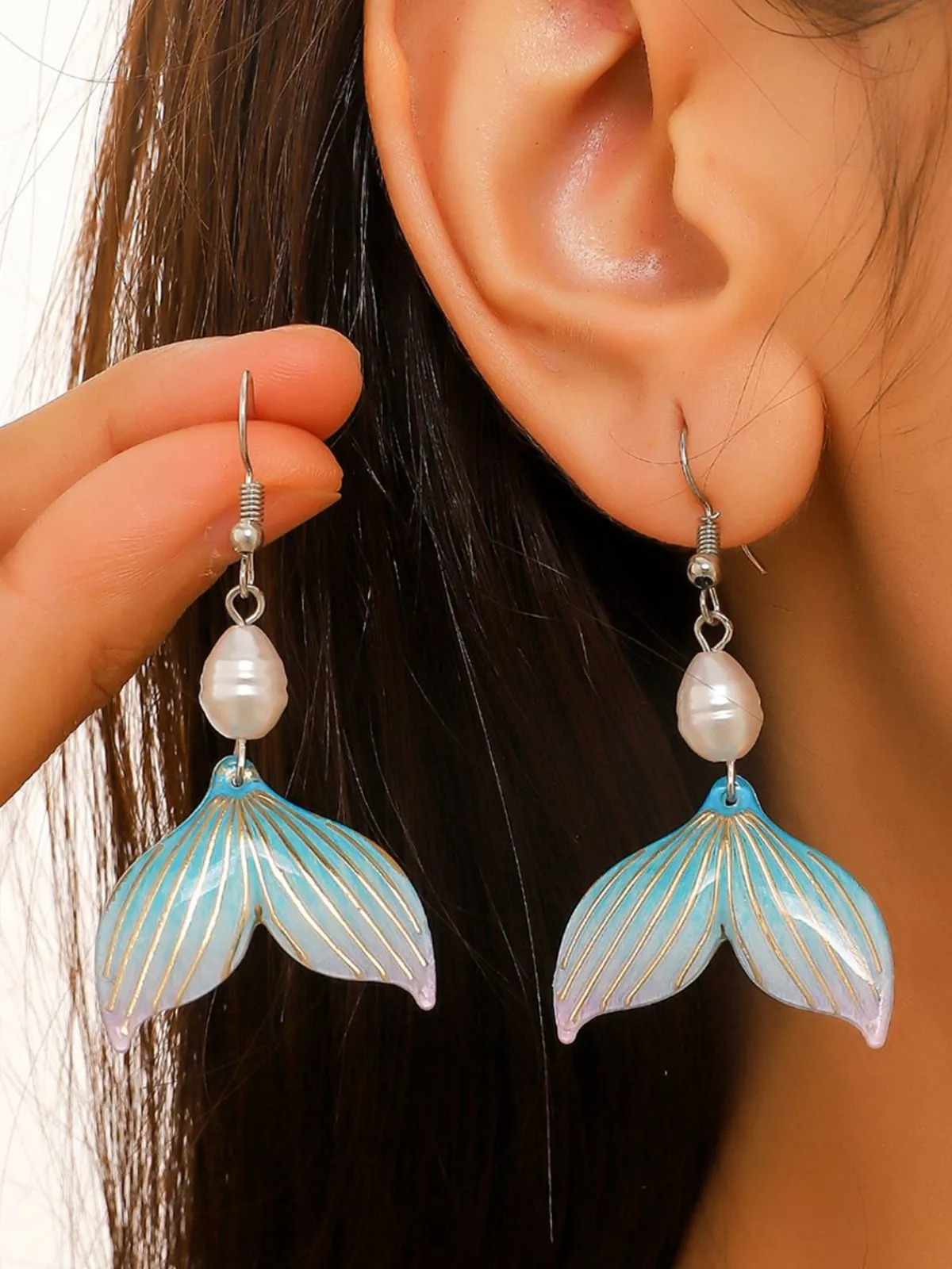 New Retro Stage Pearl Mermaid Tail Seashell Dangle Earrings