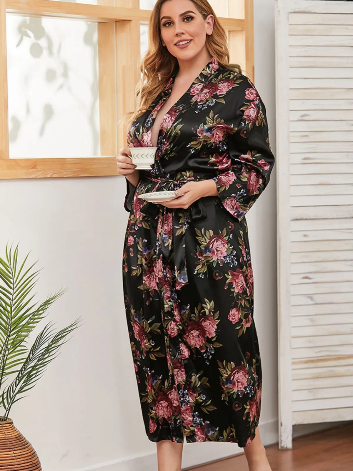 Sale Retro Stage [Plus Size] 1930s V-Neck Floral Pajama Jacket Black