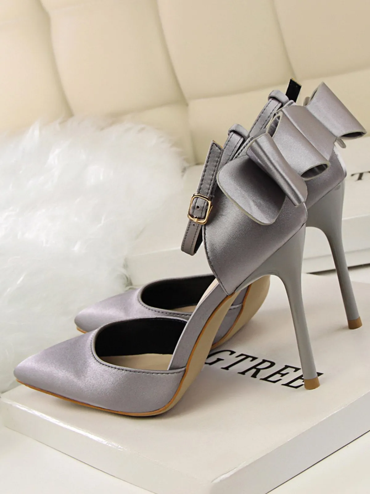 New Retro Stage Pointed Toe Bow Strap Satin High Heels Shoes