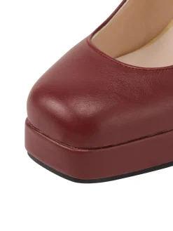 Hot Retro Stage Retro Buckle High Heels Red
