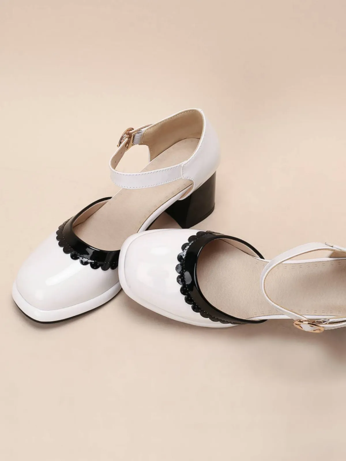 Discount Retro Stage Retro Ankle Strap High Heels Shoes