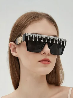 Fashion Retro Stage Retro Black Large Frame Diamond Sunglasses