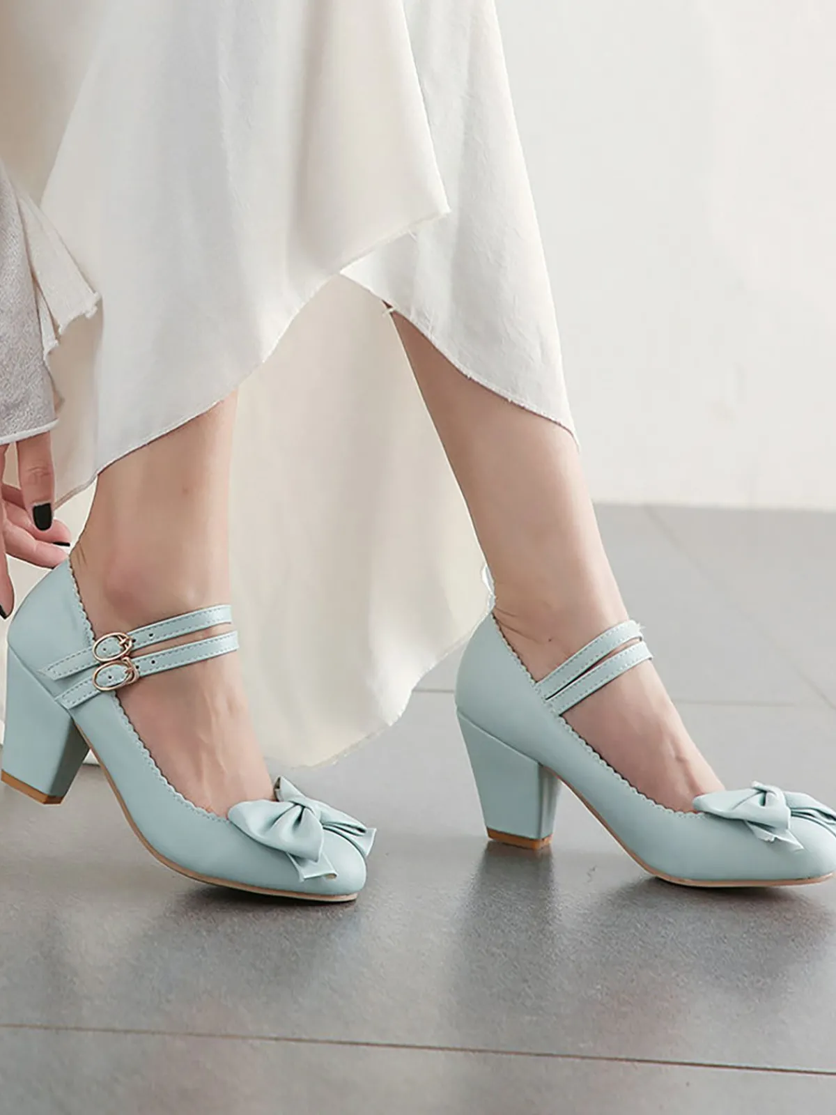 Online Retro Stage Retro Bowknot Double-Straps Shoes