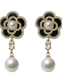 Clearance Retro Stage Retro Camellia Pearl Earrings