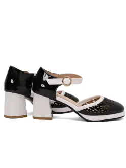Best Retro Stage Retro Hollow Chunky High Heels Shoes