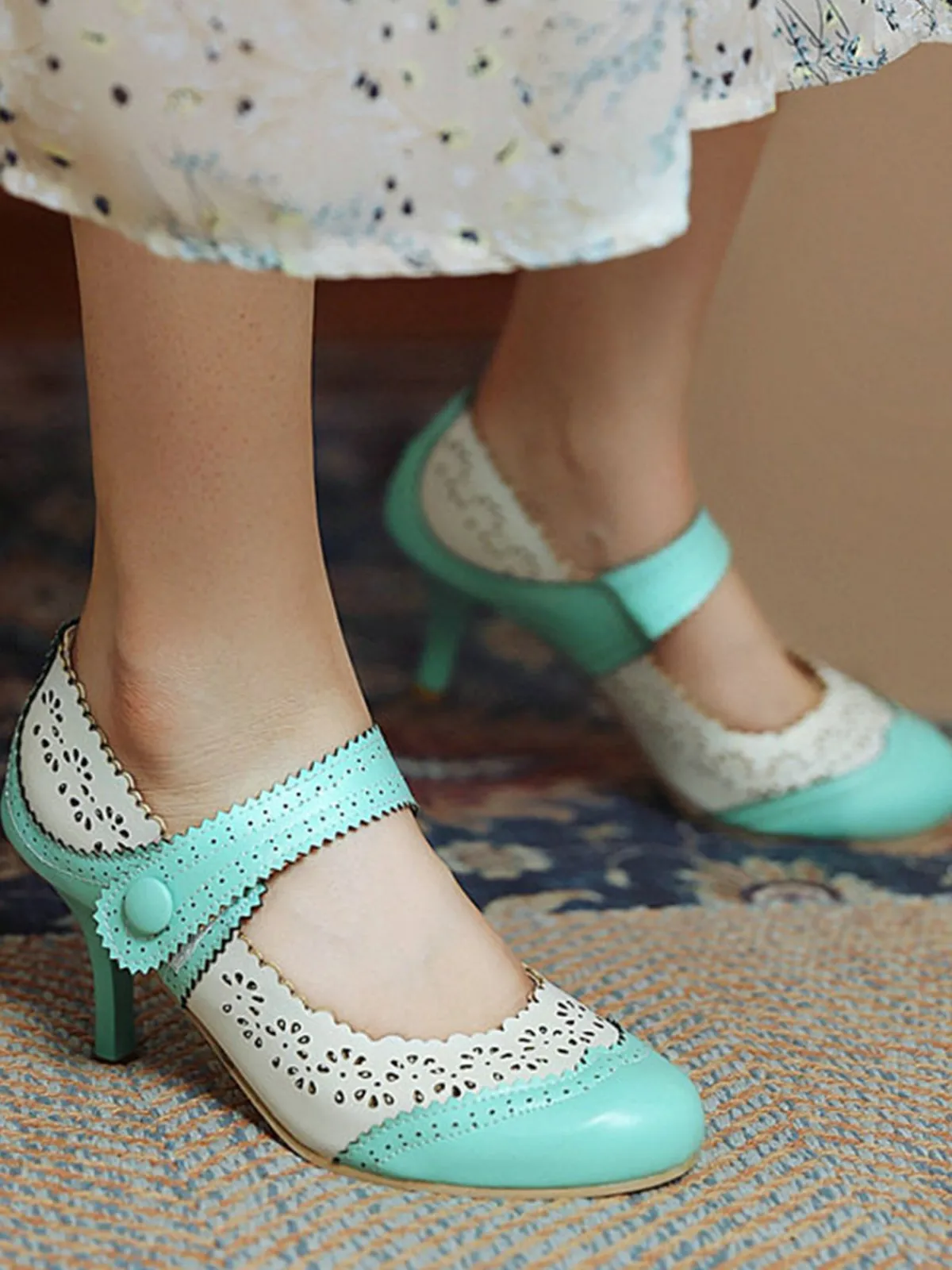 Discount Retro Stage Retro Hollow Out Ankle Strap High Heels Shoes