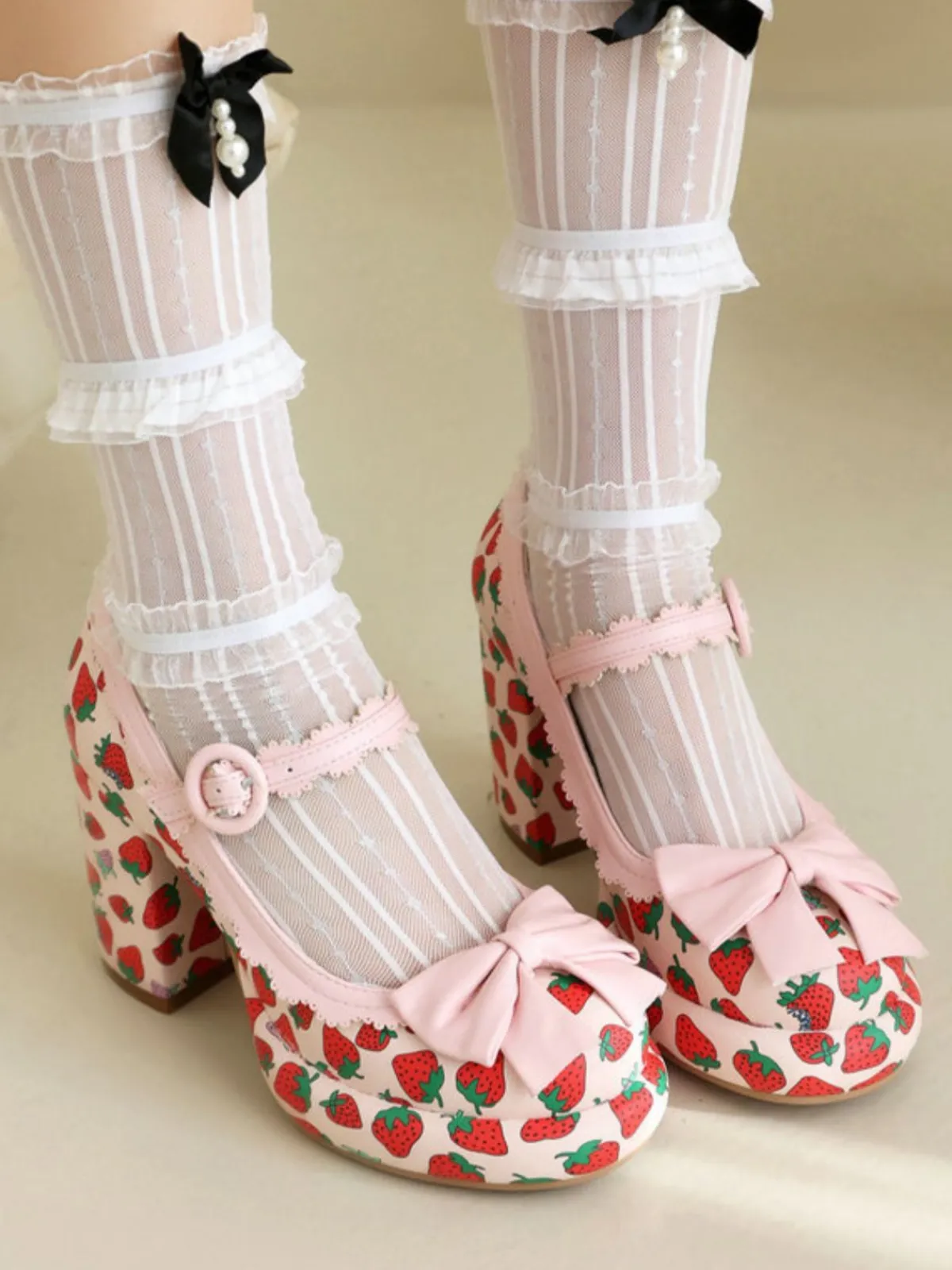 Outlet Retro Stage Retro Leather Strawberry Bow Chunky Heels