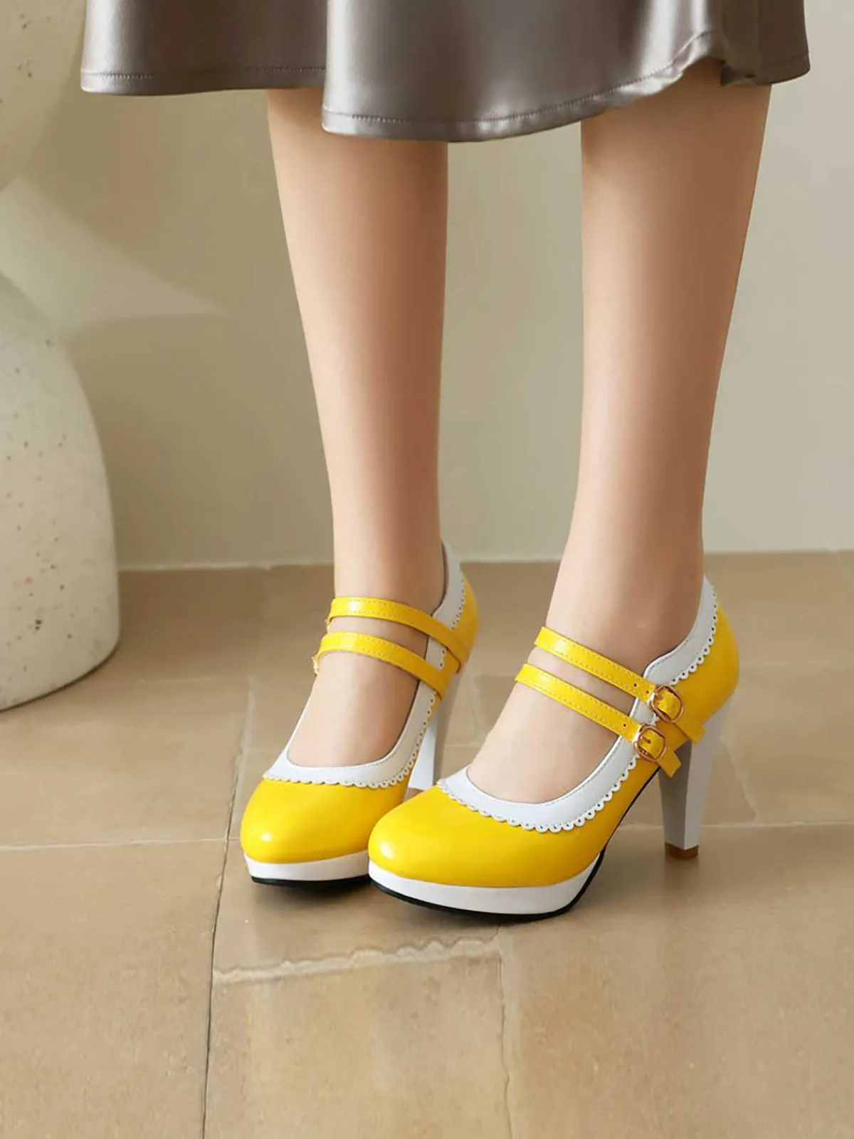 Discount Retro Stage Retro Mary Jane Chunky High Heels Shoes