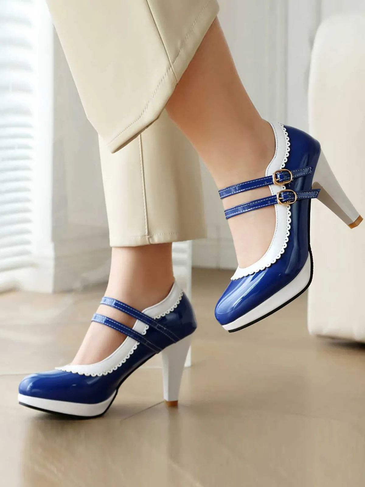 Discount Retro Stage Retro Mary Jane Chunky High Heels Shoes