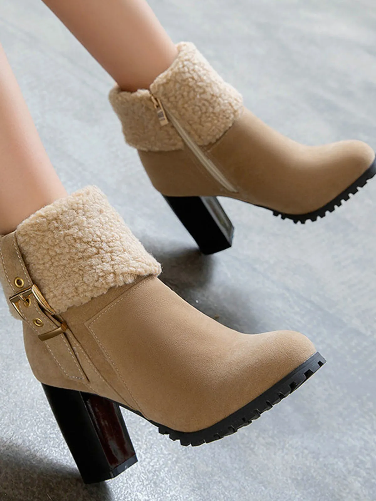 Hot Retro Stage Retro Plus Velvet Chunky Heel Short Boots