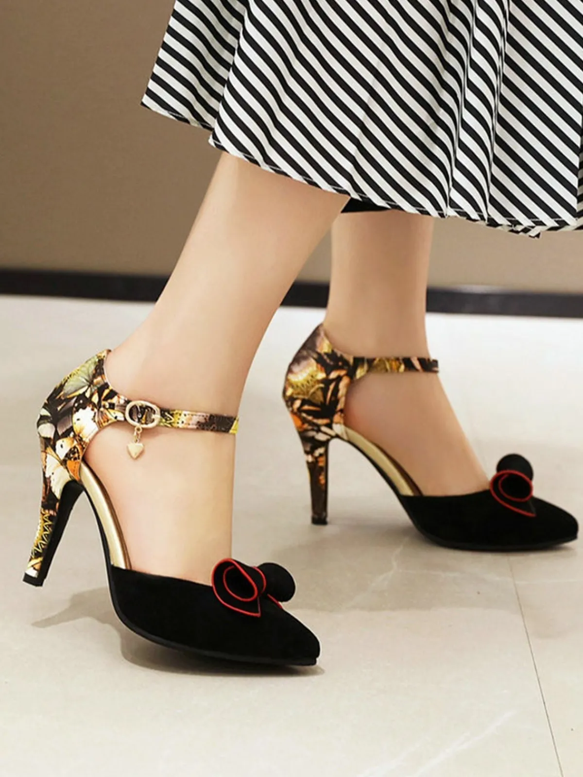 Outlet Retro Stage Retro Pointed Toe Bow High Heel Shoes
