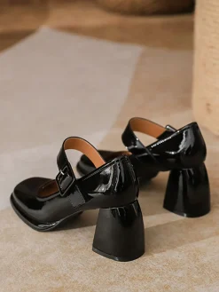Hot Retro Stage Retro Square-Toe High Heel Leather Shoes