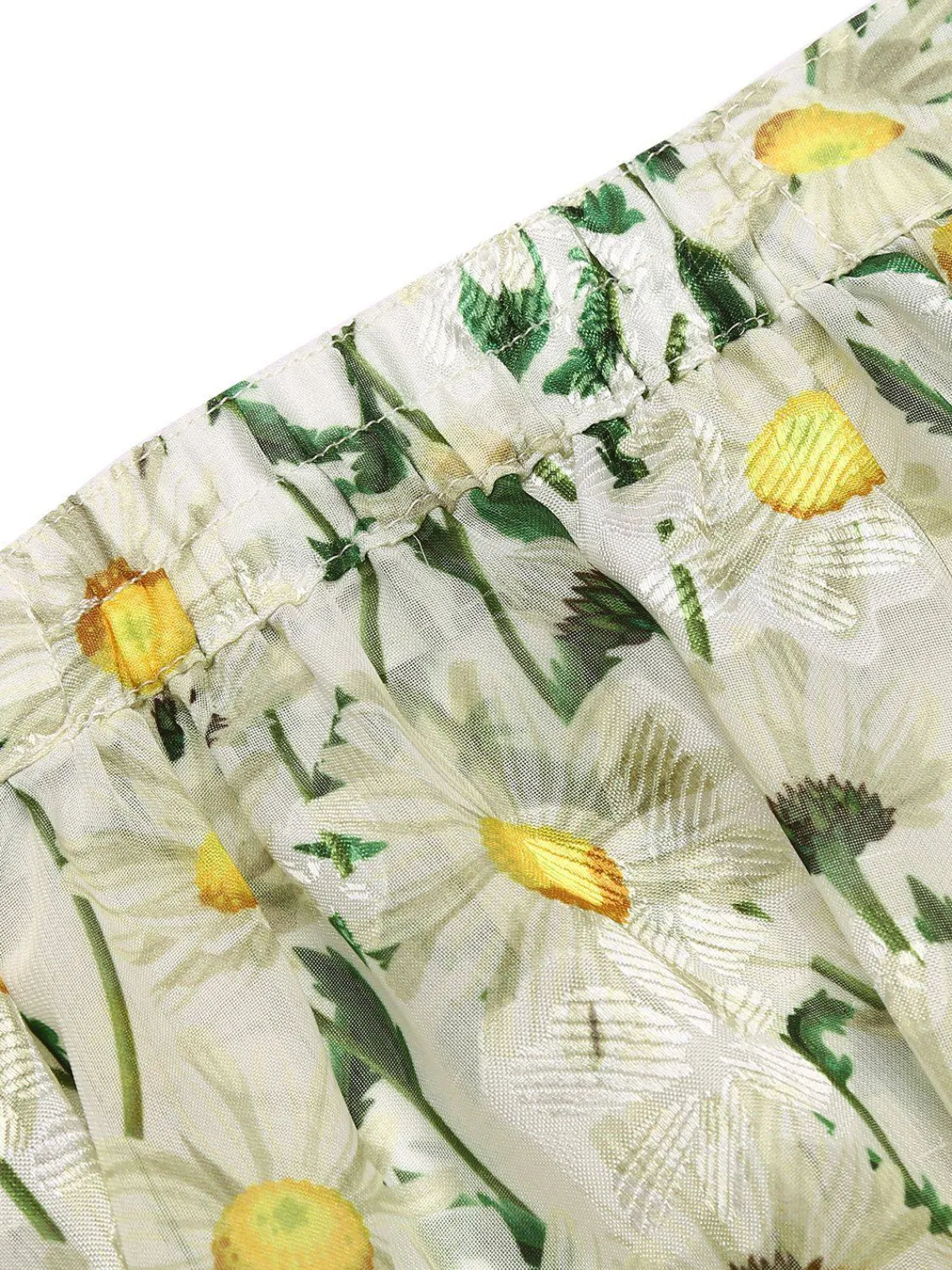 Online Retro Stage Retro Floral Button Swing Cover-up White