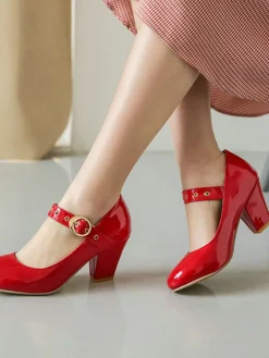 Discount Retro Stage Round Toe Patent Leather Buckle High Heels