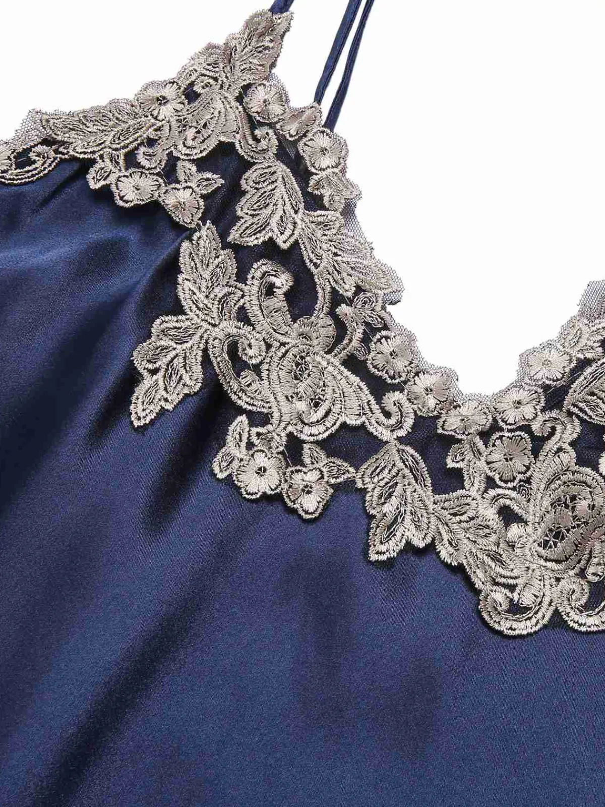 Sale Retro Stage 1930s Embroidered Faux Satin Strap Nightgown