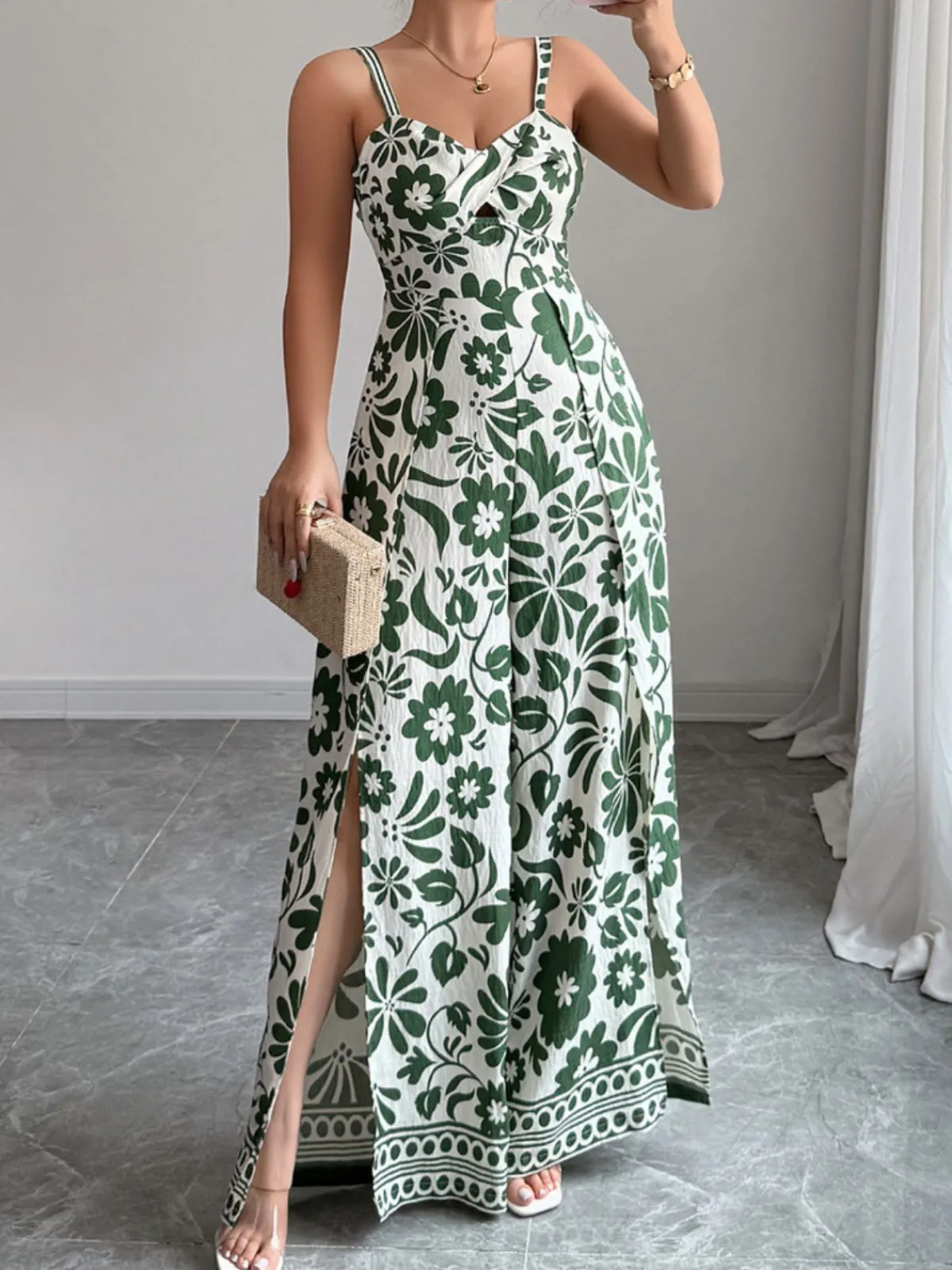 Hot Retro Stage 1970s Floral Boho Style Suspender Jumpsuit