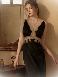 Best Retro Stage 1950s Lace Backless V-Neck Satin Sleepwear