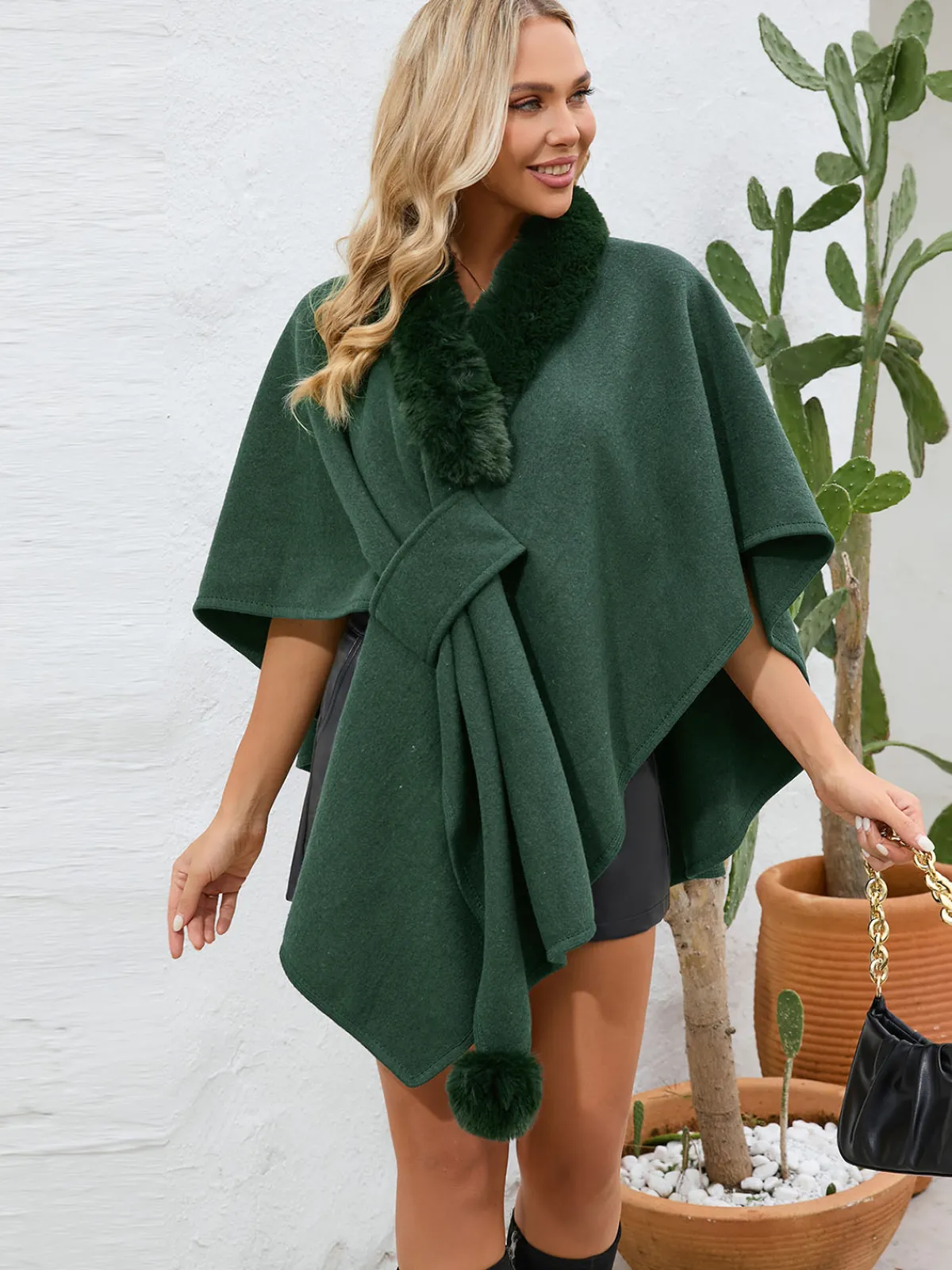 Online Retro Stage 1950s Solid Furry Batwing Coat
