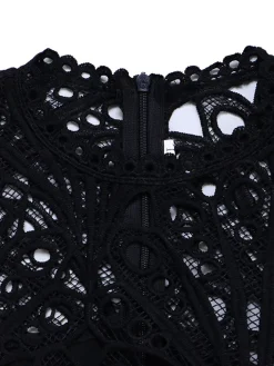 Online Retro Stage 1960s Solid Lace Crochet Pleated Belted Dress