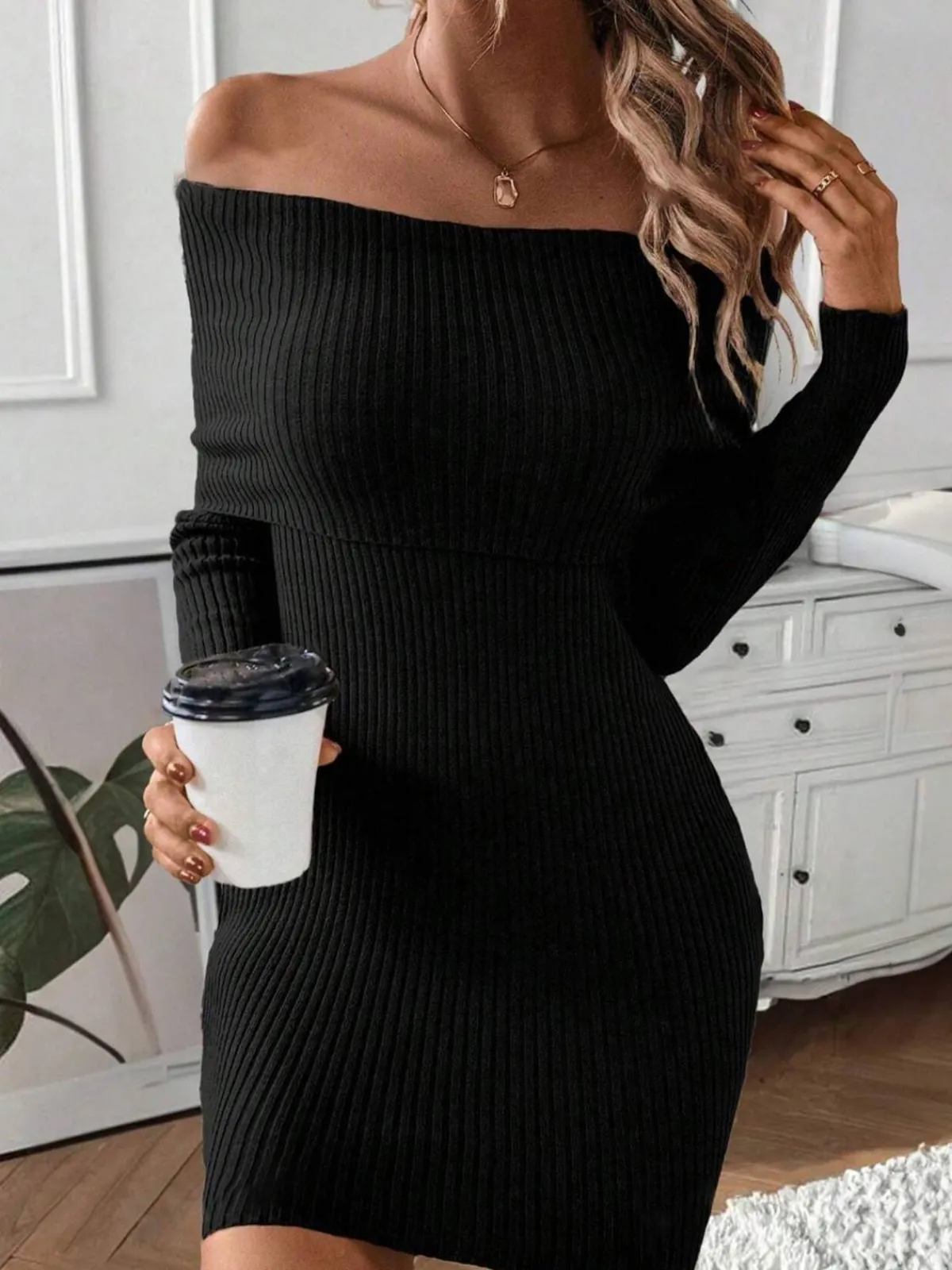 Clearance Retro Stage 1970s Solid Off-Shoulder Ribbed Knit Dress