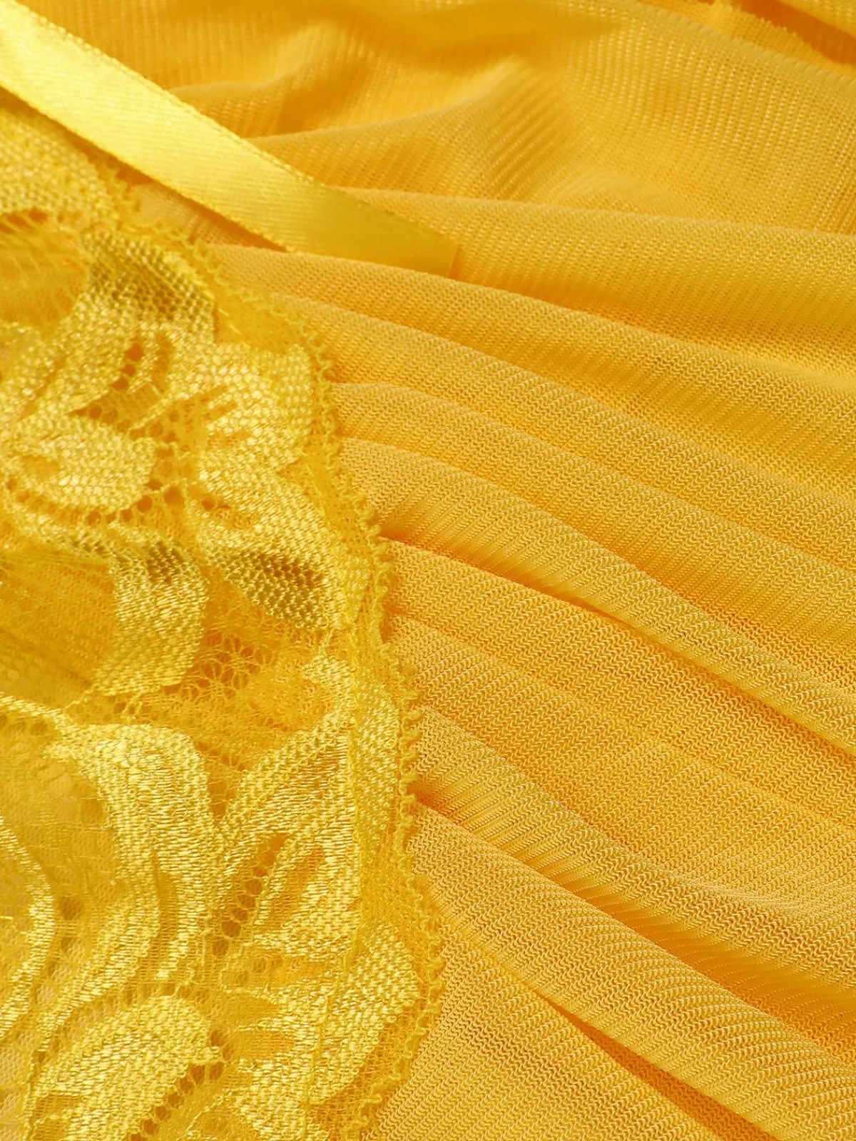 Online Retro Stage 1970s Spaghetti Strap Lace Sheer Sleepwear