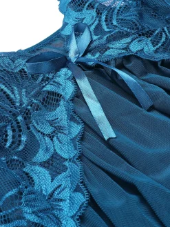 Online Retro Stage 1970s Spaghetti Strap Lace Sheer Sleepwear