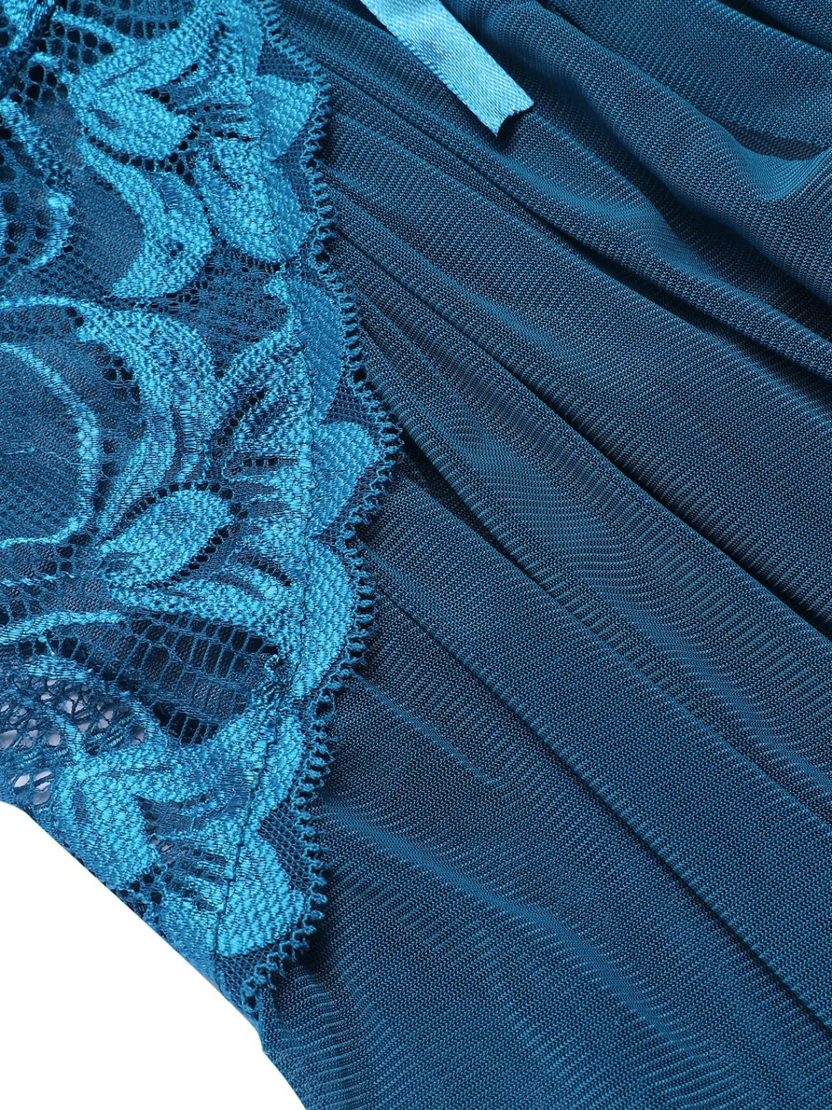 Clearance Retro Stage 1970s Spaghetti Strap Lace Sheer Sleepwear