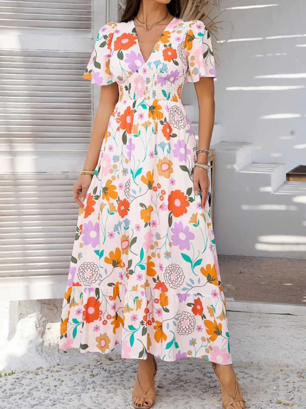 Hot Retro Stage 1970s V-Neck Boho Smocked-Waist Floral Dress