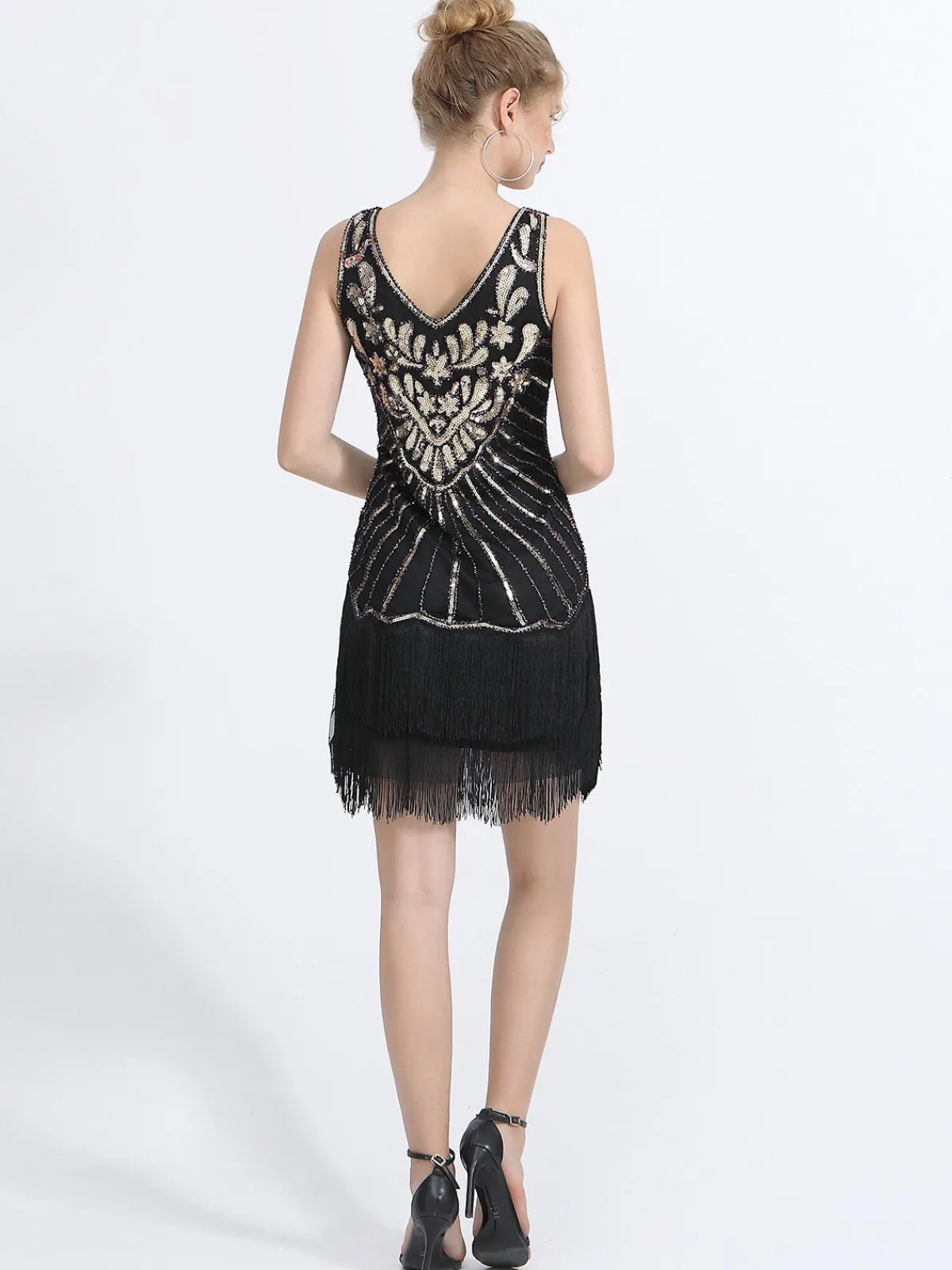 Online Retro Stage 1920s V-Neck Plants Tassel Sequined Dress