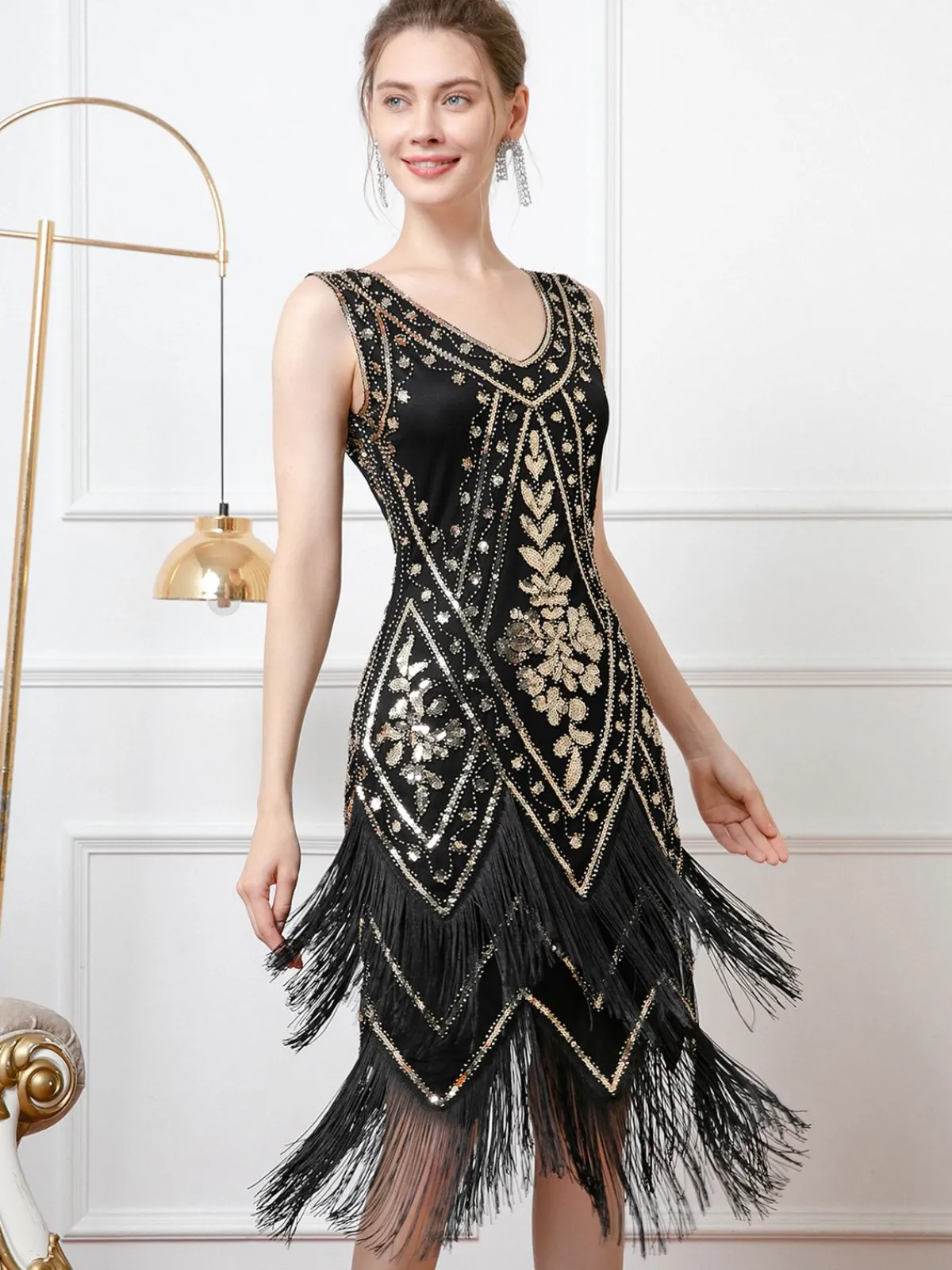 Outlet Retro Stage 1920s V-Neck Sequined Tassel Flapper Sleeveless Dress