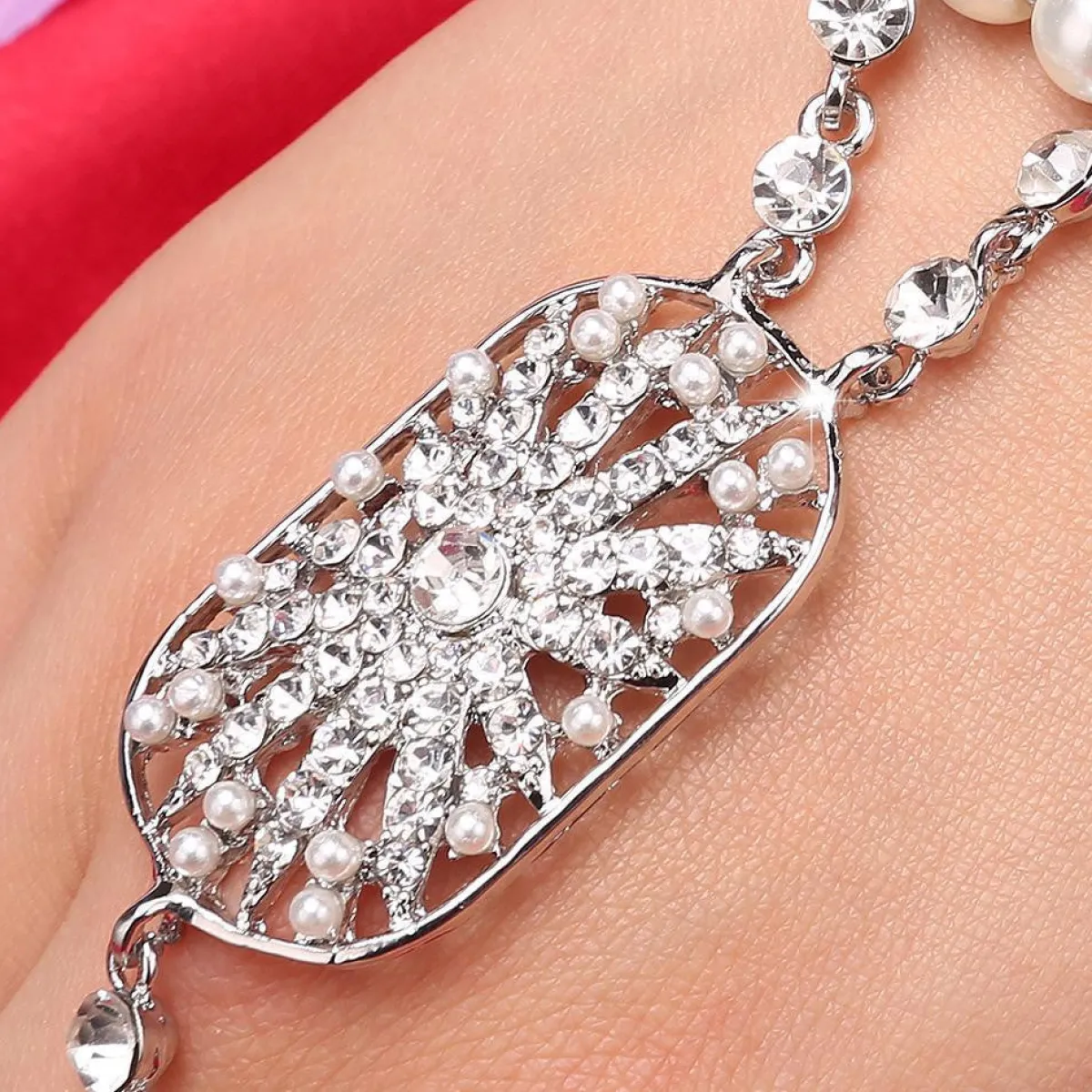 Online Retro Stage Silver 1920s Pearl Flapper Bracelet