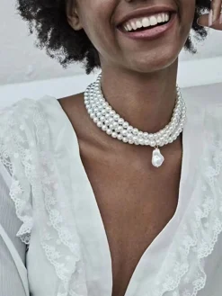 Online Retro Stage Special-Shaped Pendant Multi-Layered Pearl Necklace