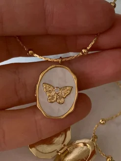 Discount Retro Stage Vintage Butterfly Photo Frame Pendant Necklace