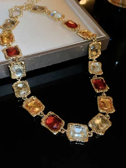 Online Retro Stage Vintage Colored Diamond Square Necklace