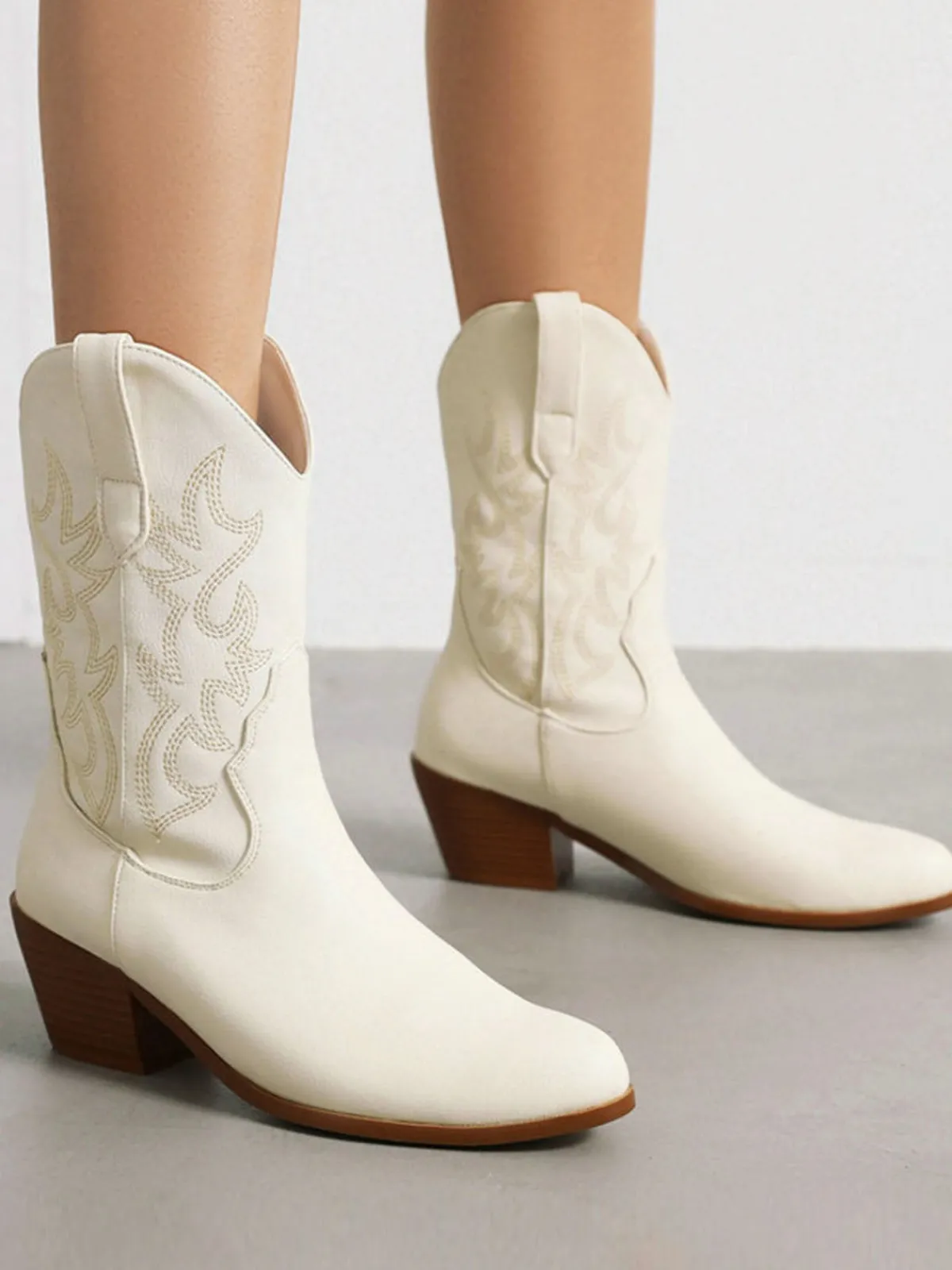 Sale Retro Stage Vintage Embroidered Chunky Heel Cowboy Boots