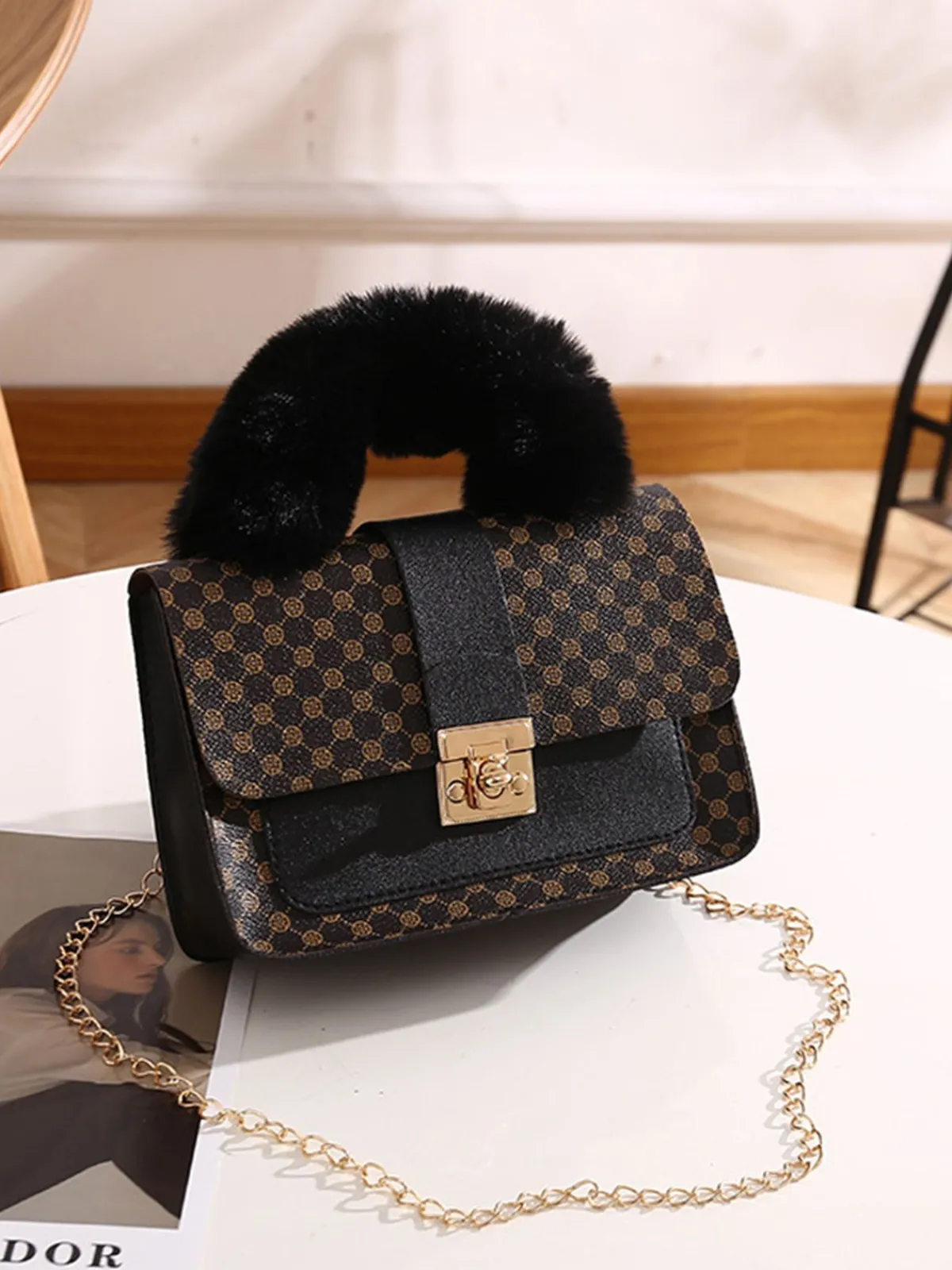Discount Retro Stage Vintage Faux Fur Handle Mini Crossbody Bag