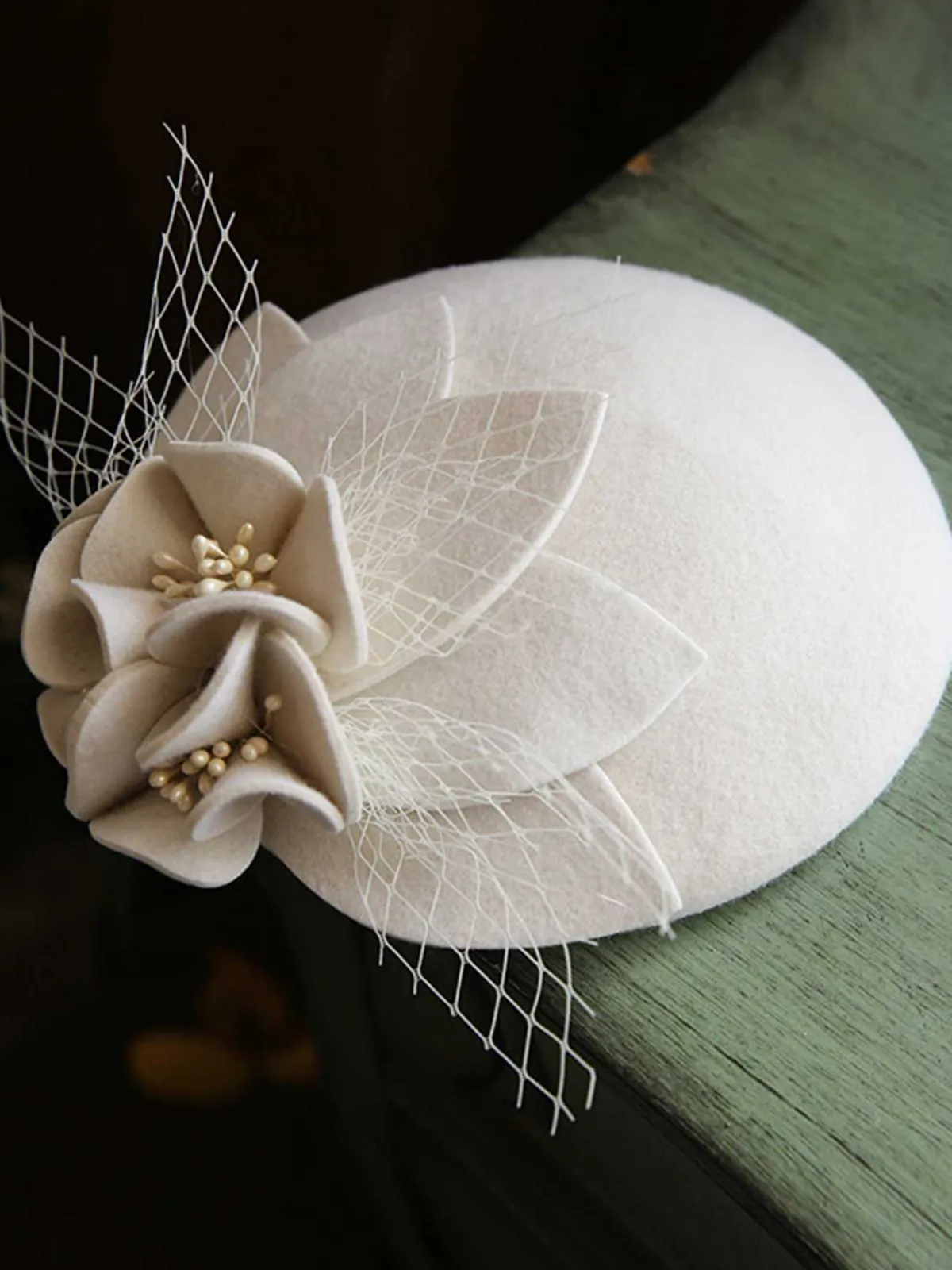 Outlet Retro Stage Vintage Floral Decor Mesh Woolen Hat